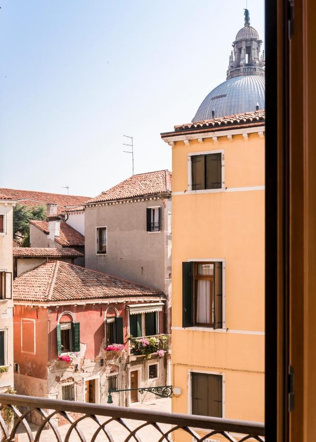 Dorsoduro Charme Apartments By Wonderful Italy Venedig Exteriör bild