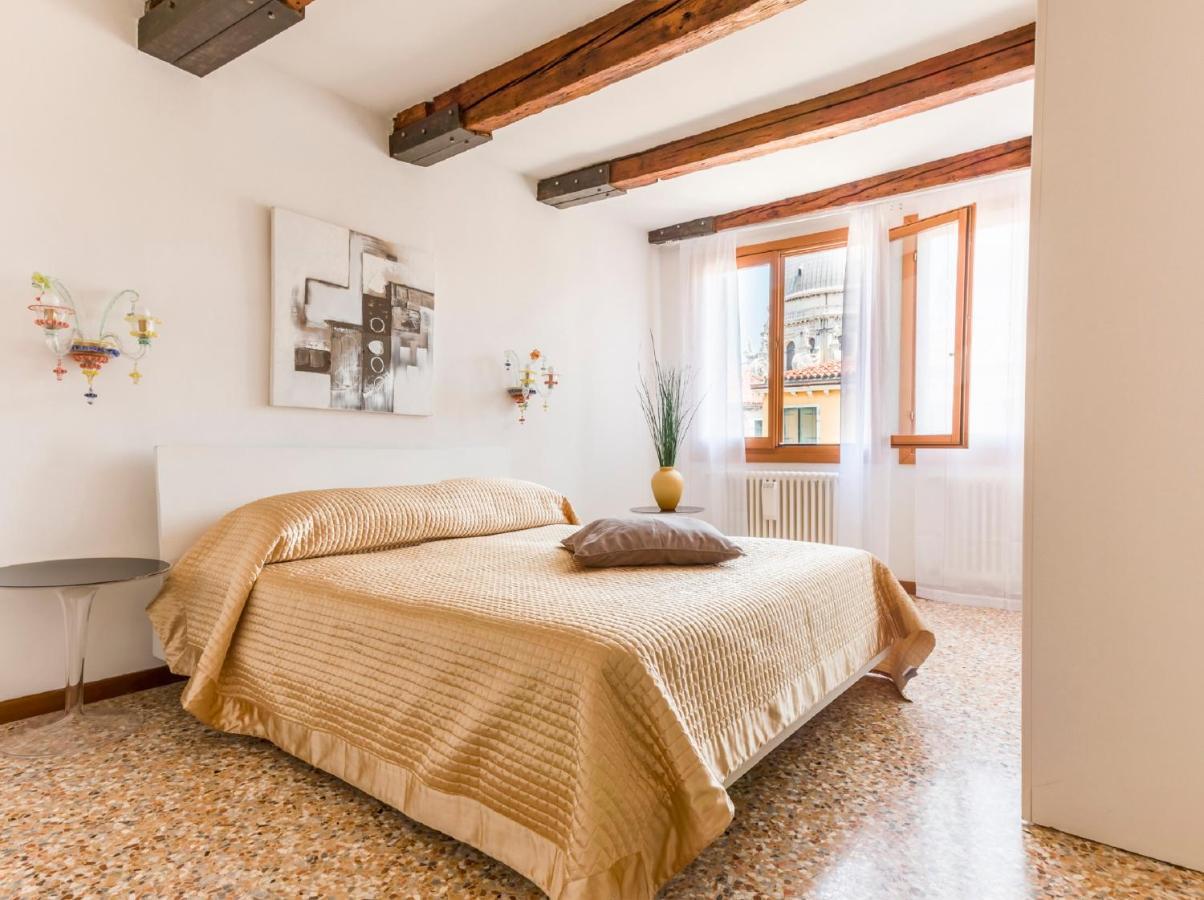 Dorsoduro Charme Apartments By Wonderful Italy Venedig Exteriör bild
